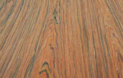 家庭装修中贴面装饰板该怎么安装